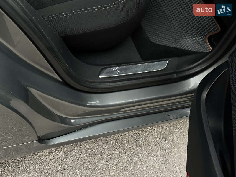 Хэтчбек Citroen DS5 2013 в Киеве