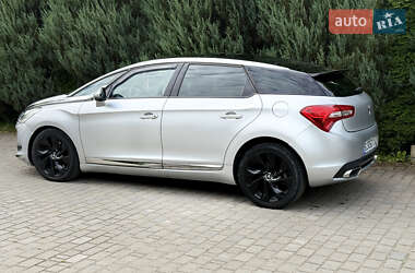 Хэтчбек Citroen DS5 2013 в 