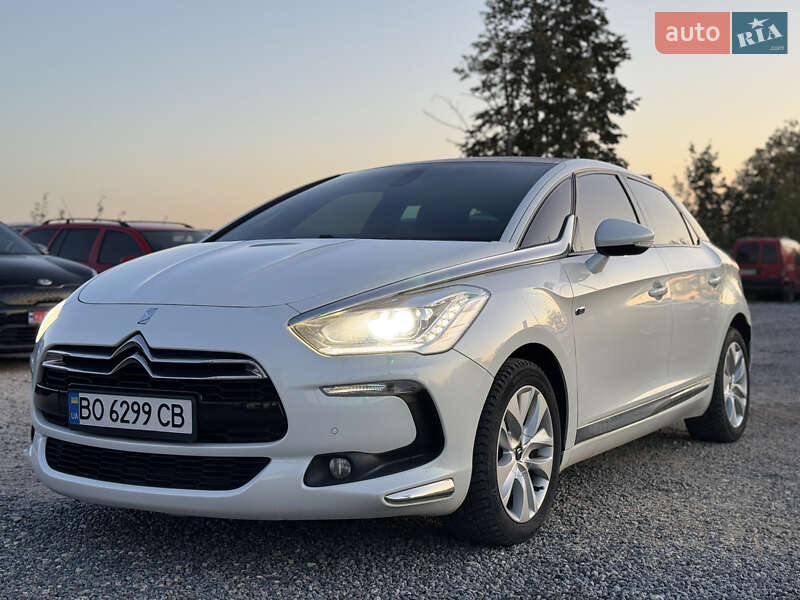 Хэтчбек Citroen DS5 2014 в Тернополе