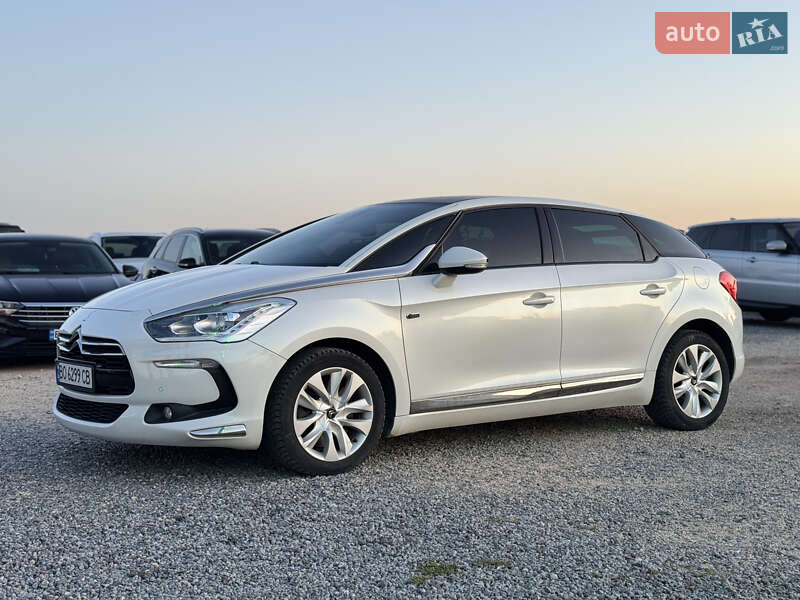 Хэтчбек Citroen DS5 2014 в Тернополе