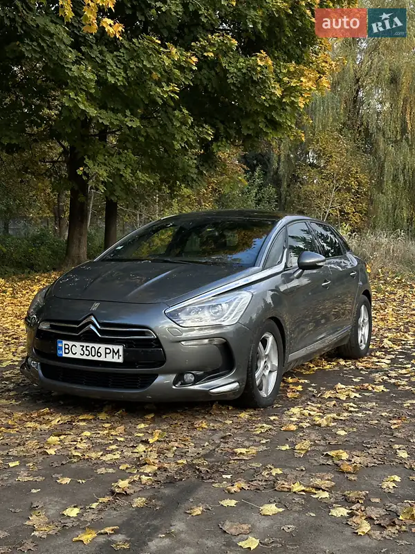 Citroen DS5 2011