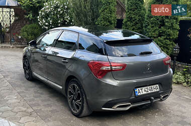 Хэтчбек Citroen DS5 2012 в 