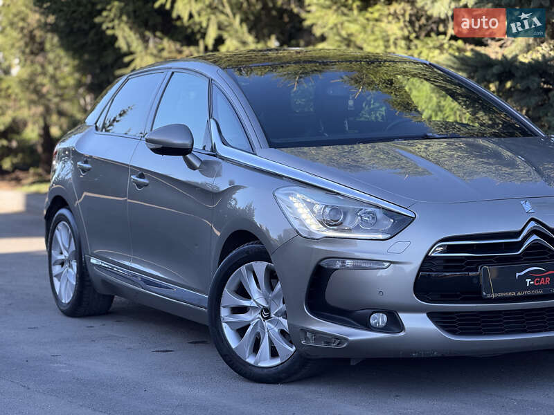 Хэтчбек Citroen DS5 2012 в Тернополе