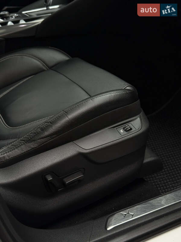 Хэтчбек Citroen DS5 2012 в Киеве фото 33 Хэтчбек Citroen DS5 2012 в Киеве