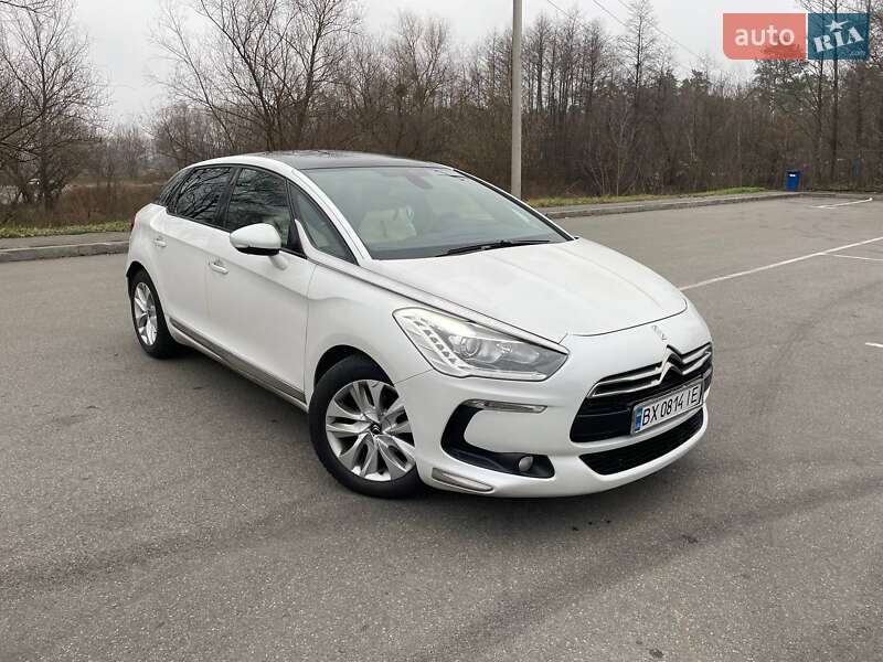 Хетчбек Citroen DS5 2013 в Ірпені