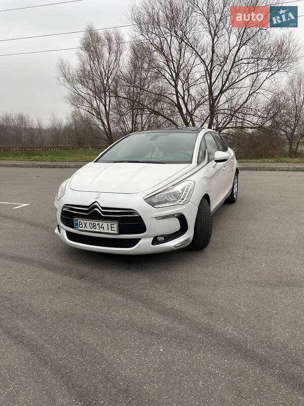 Хетчбек Citroen DS5 2013 в Ірпені