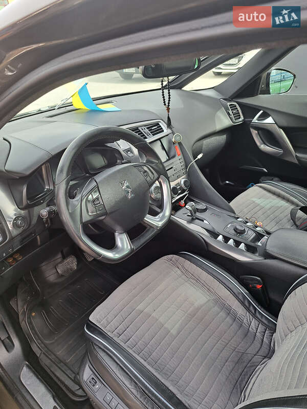 Хетчбек Citroen DS5 2013 в Подільську