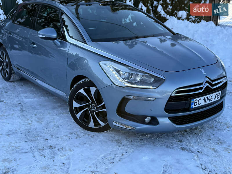 Хэтчбек Citroen DS5 2011 в Самборе