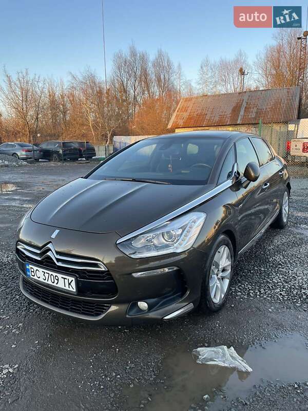 Citroen DS5 2013 Citroen DS5 2013