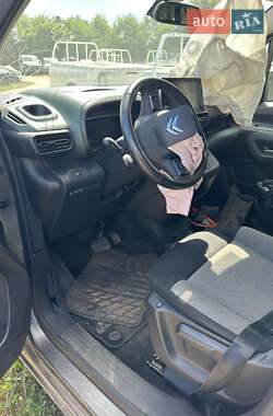 Минивэн Citroen e-Berlingo 2021 в 