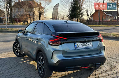 Хэтчбек Citroen e-C4 2022 в 
