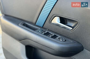 Хэтчбек Citroen e-C4 2022 в 