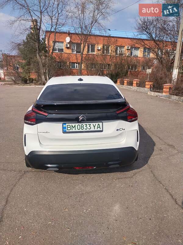 Хетчбек Citroen e-C4 2021 в Ромнах