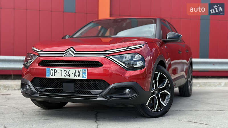 Хэтчбек Citroen e-C4 2023 в Киеве фото 2 Хэтчбек Citroen e-C4 2023 в Киеве