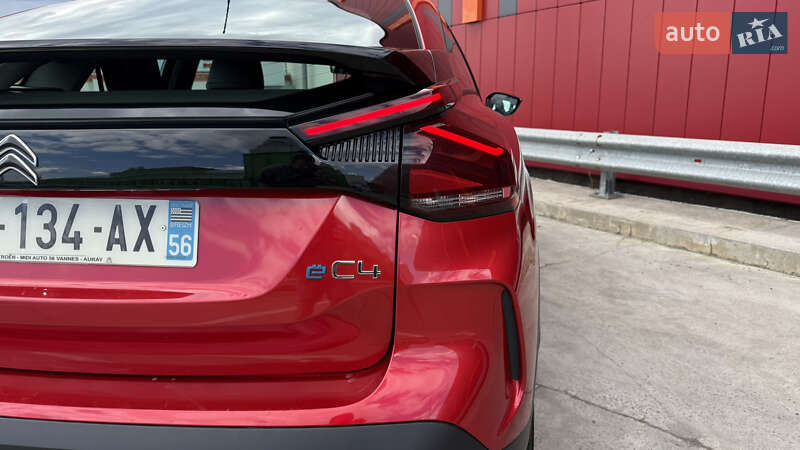 Хэтчбек Citroen e-C4 2023 в Киеве фото 46 Хэтчбек Citroen e-C4 2023 в Киеве