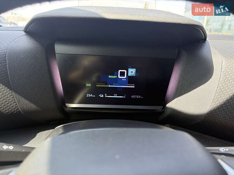 Хэтчбек Citroen e-C4 2021 в Львове