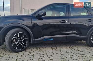 Хэтчбек Citroen e-C4 2022 в 