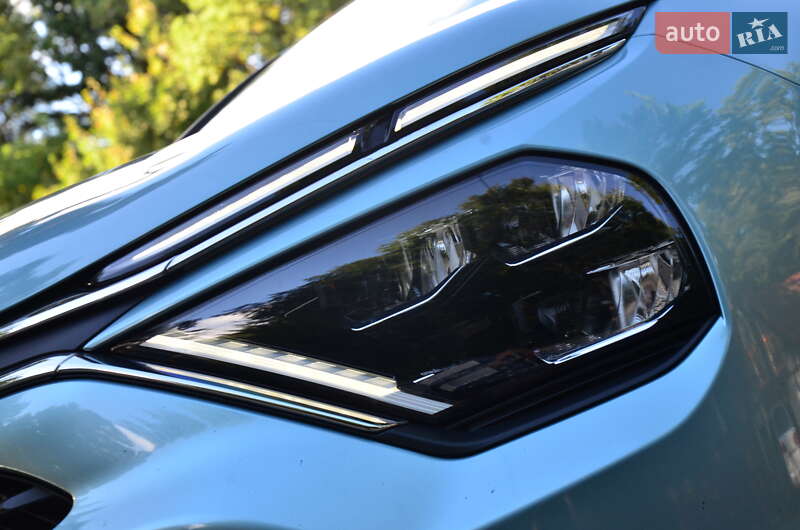 Хэтчбек Citroen e-C4 2021 в Стрые