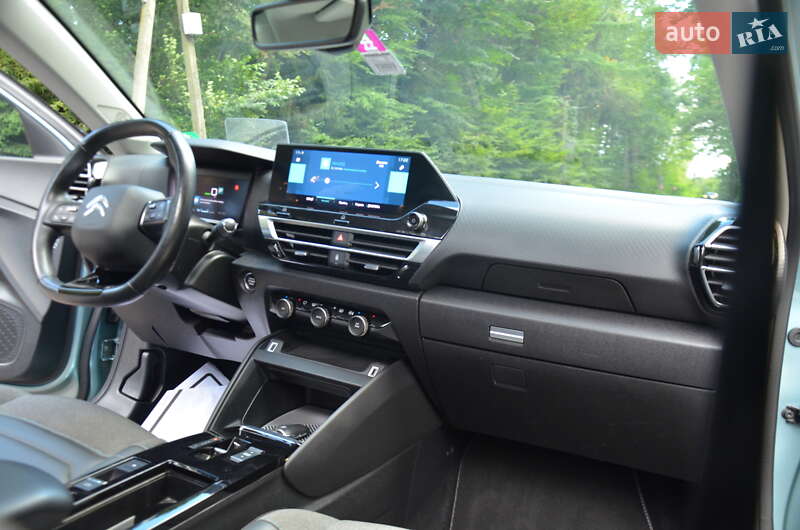 Хэтчбек Citroen e-C4 2021 в Стрые