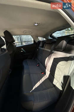 Хэтчбек Citroen e-C4 2021 в 