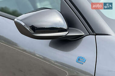 Хэтчбек Citroen e-C4 2022 в 