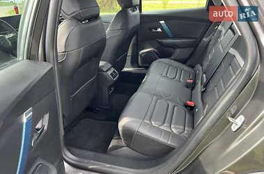 Хэтчбек Citroen e-C4 2022 в 