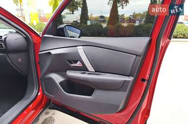 Хэтчбек Citroen e-C4 2023 в 