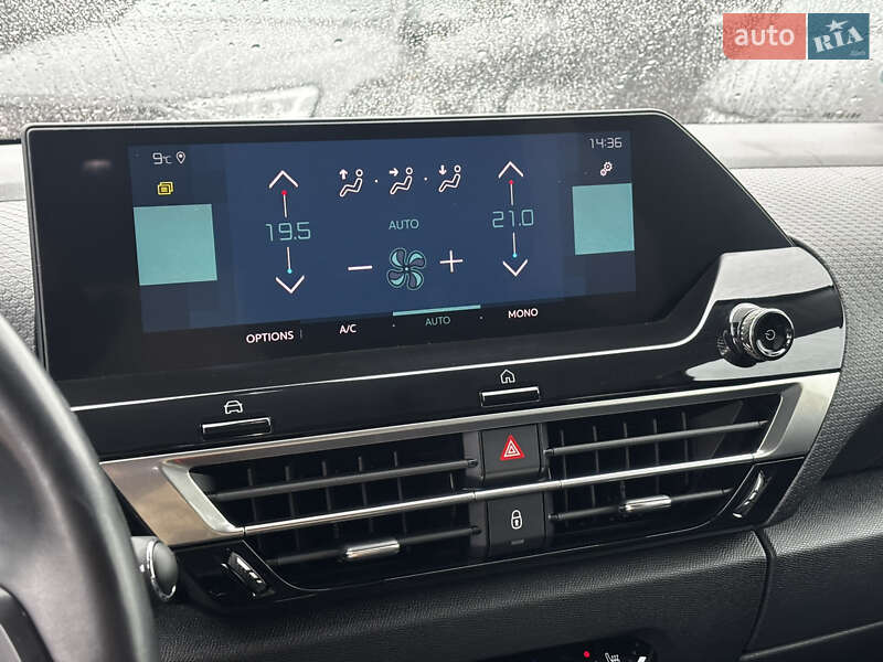 Хэтчбек Citroen e-C4 2021 в Львове