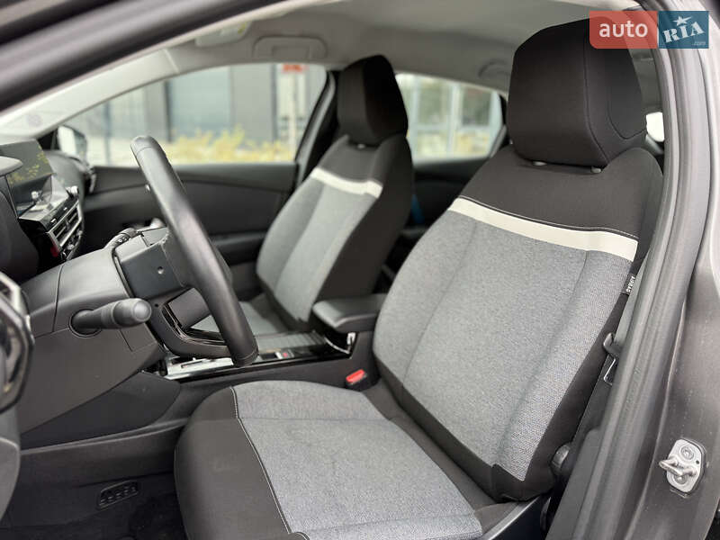 Хэтчбек Citroen e-C4 2022 в Городке фото 5 Хэтчбек Citroen e-C4 2022 в Городке