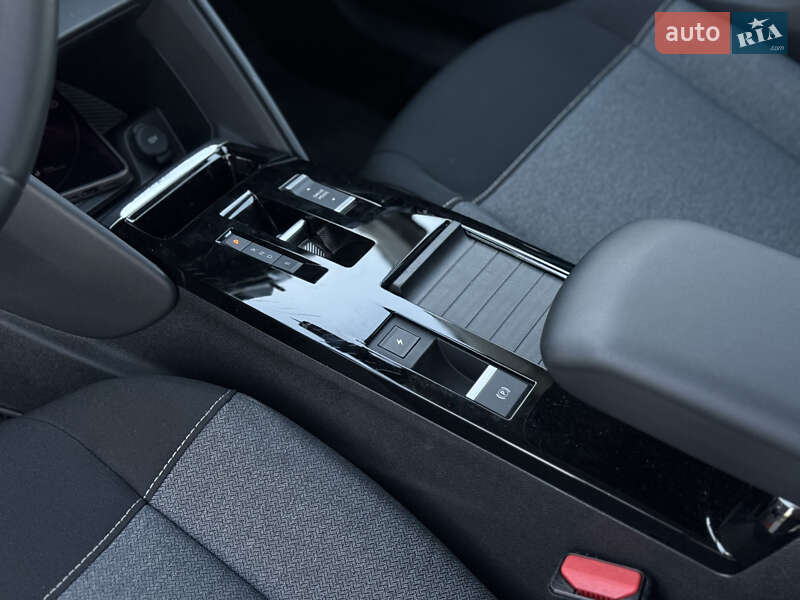 Хетчбек Citroen e-C4 2022 в Львові