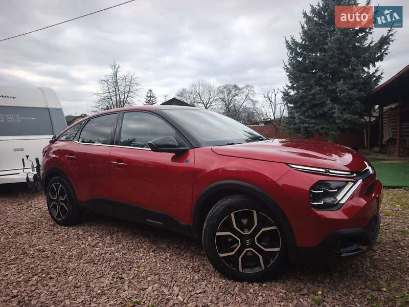 Хэтчбек Citroen e-C4 2021 в Дрогобыче