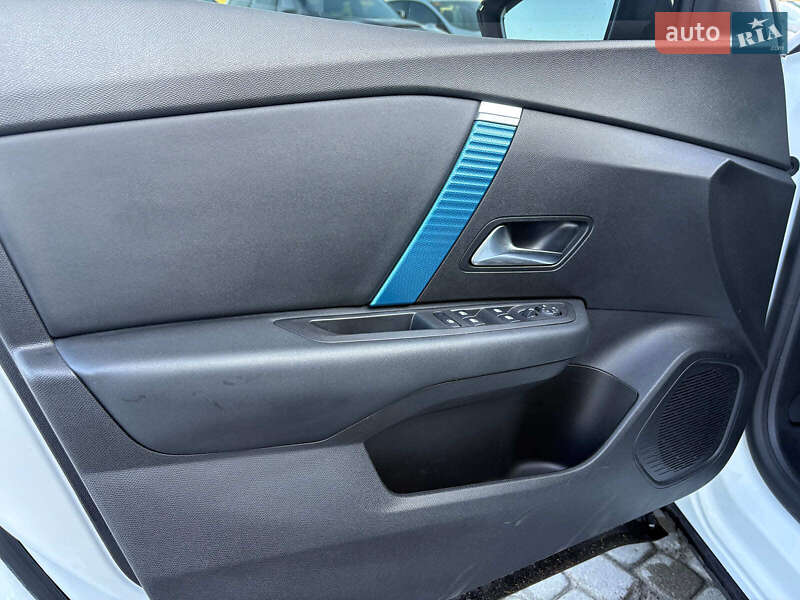 Хетчбек Citroen e-C4 2021 в Львові