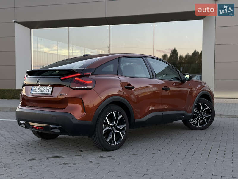 Хэтчбек Citroen e-C4 2022 в Львове