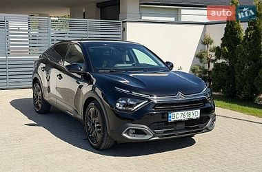Хэтчбек Citroen e-C4 2023 в Львове
