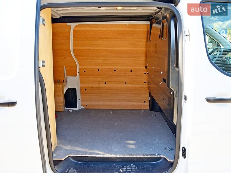 Грузовой фургон Citroen e-Jumpy 2023 в Ивано-Франковске