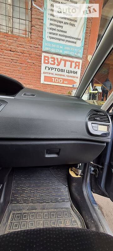 Универсал Citroen Grand C4 Picasso 2009 в Львове