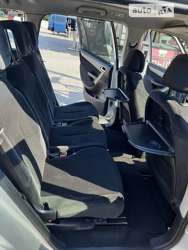 Минивэн Citroen Grand C4 Picasso 2008 в Ивано-Франковске фото 22 Минивэн Citroen Grand C4 Picasso 2008 в Ивано-Франковске