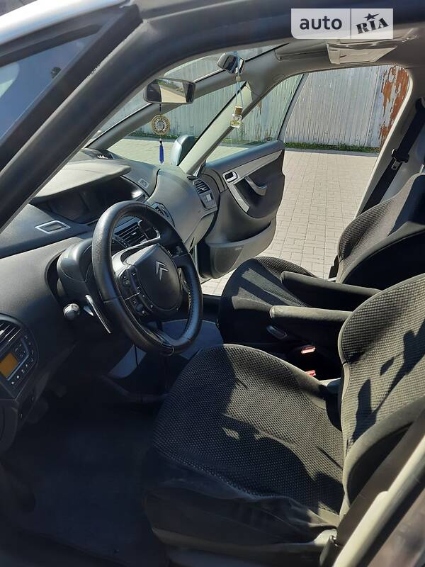 Минивэн Citroen Grand C4 Picasso 2008 в Ивано-Франковске фото 27 Минивэн Citroen Grand C4 Picasso 2008 в Ивано-Франковске