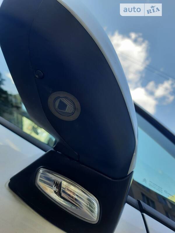 Минивэн Citroen Grand C4 Picasso 2008 в Ивано-Франковске фото 42 Минивэн Citroen Grand C4 Picasso 2008 в Ивано-Франковске