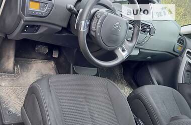 Минивэн Citroen Grand C4 Picasso 2010 в 