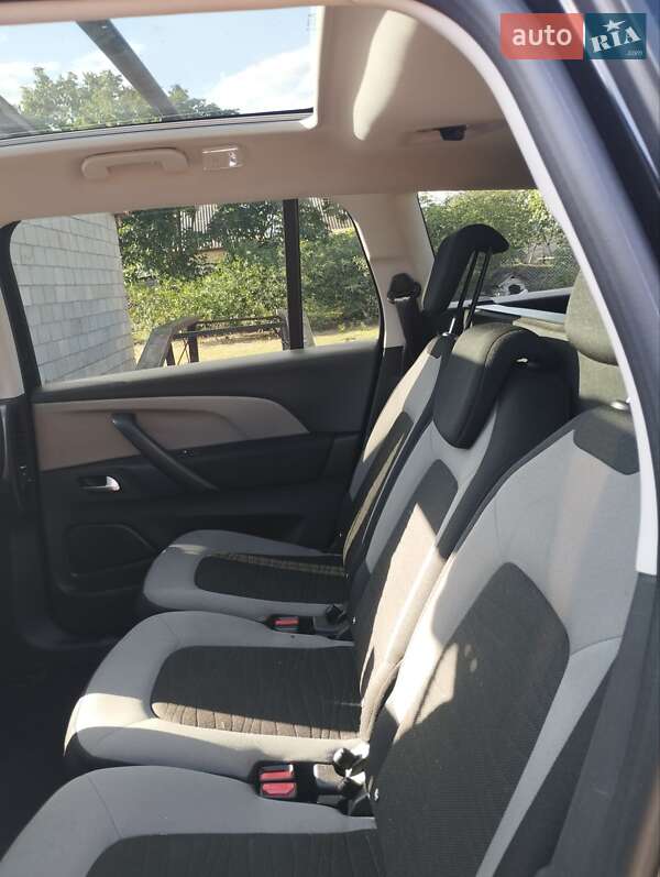 Минивэн Citroen Grand C4 Picasso 2015 в Сарнах