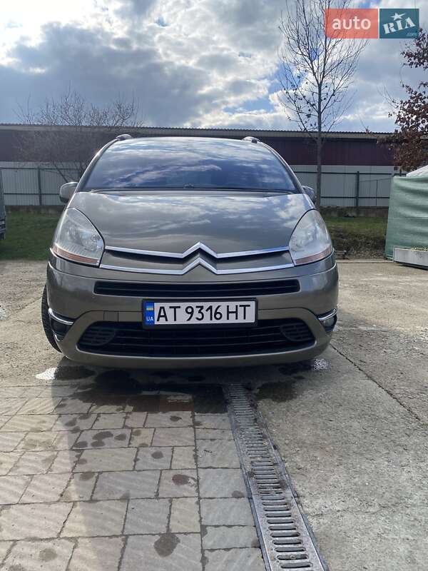 Минивэн Citroen Grand C4 Picasso 2010 в Болехове