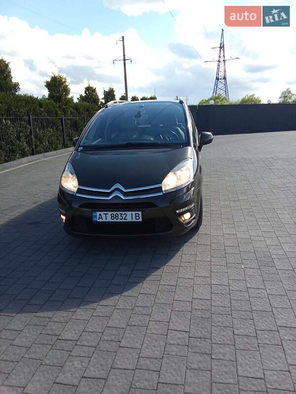 Минивэн Citroen Grand C4 Picasso 2012 в Долине