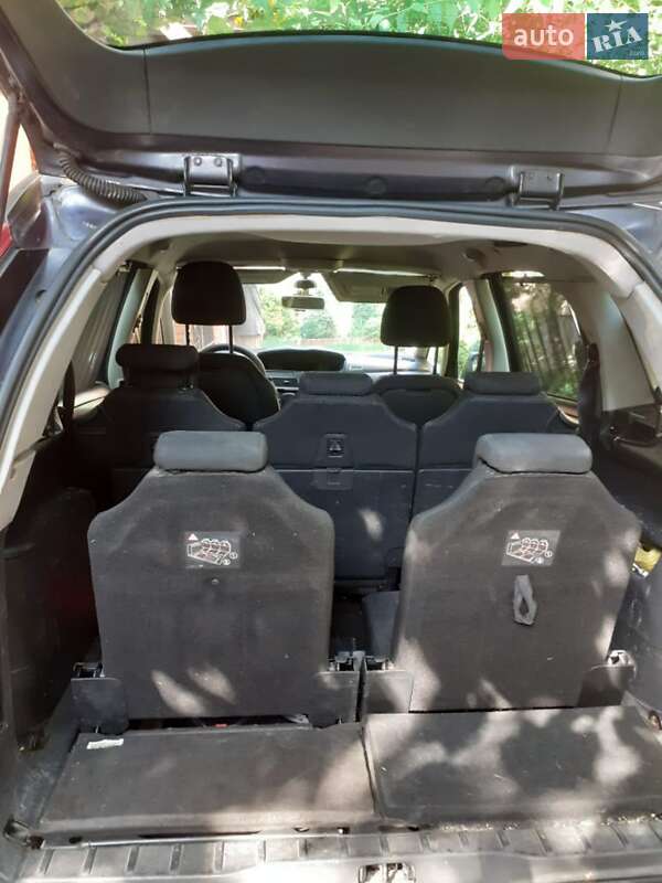 Мінівен Citroen Grand C4 Picasso 2011 в Чернівцях
