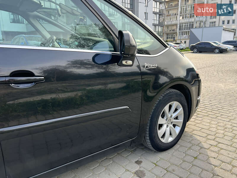 Минивэн Citroen Grand C4 Picasso 2010 в Березному
