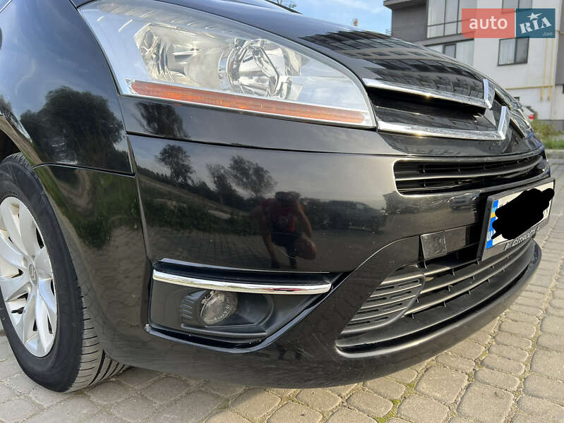 Минивэн Citroen Grand C4 Picasso 2010 в Березному