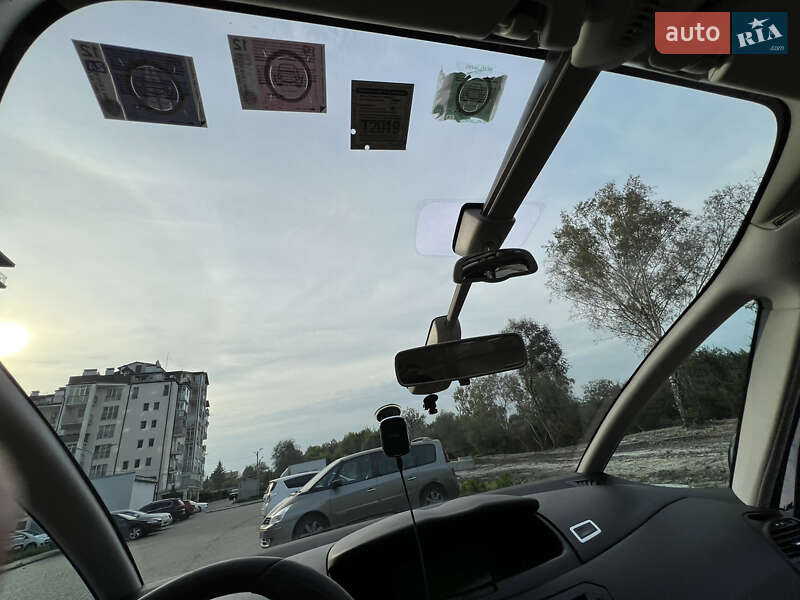 Минивэн Citroen Grand C4 Picasso 2010 в Березному