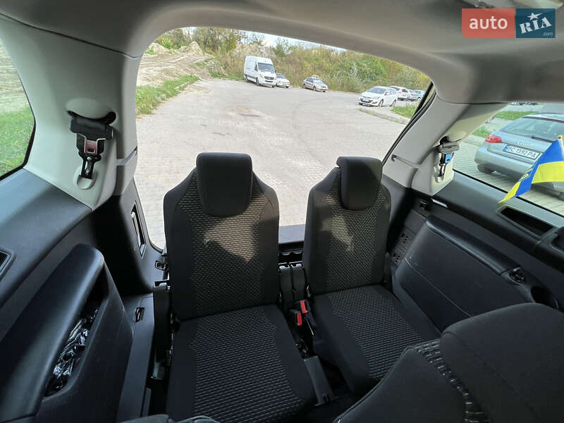 Минивэн Citroen Grand C4 Picasso 2010 в Березному