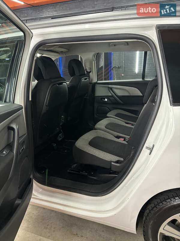 Минивэн Citroen Grand C4 Picasso 2015 в Киеве фото 7 Минивэн Citroen Grand C4 Picasso 2015 в Киеве