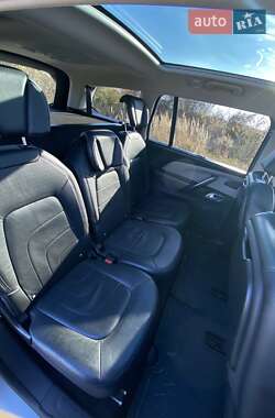 Минивэн Citroen Grand C4 Picasso 2016 в 